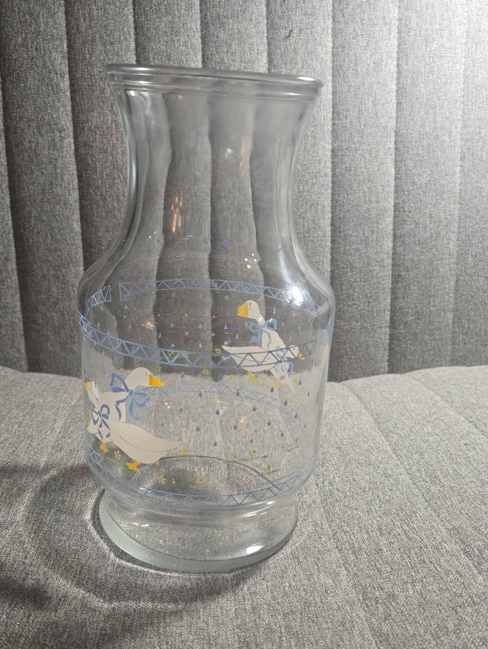 Vintage Anchor Hocking "Farm Country" Goose Glass Carafe / Pitcher